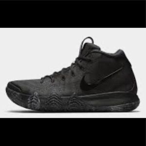 Nike Kyrie 4s